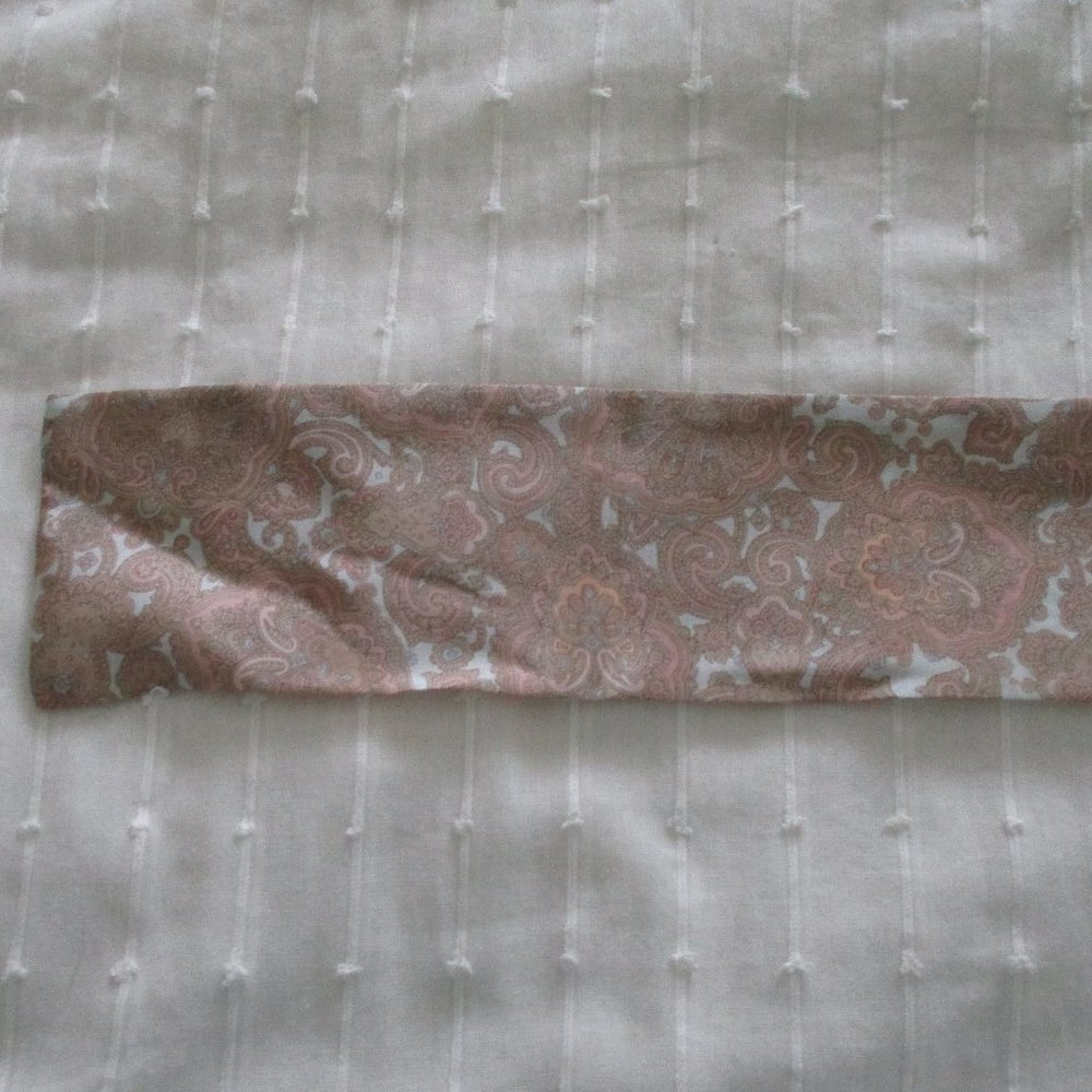 1990s silk pastel paisley skinny scarf - Picture 5 of 7